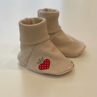 Reversible Baby Booties - Parchment + Strawberry Hearts